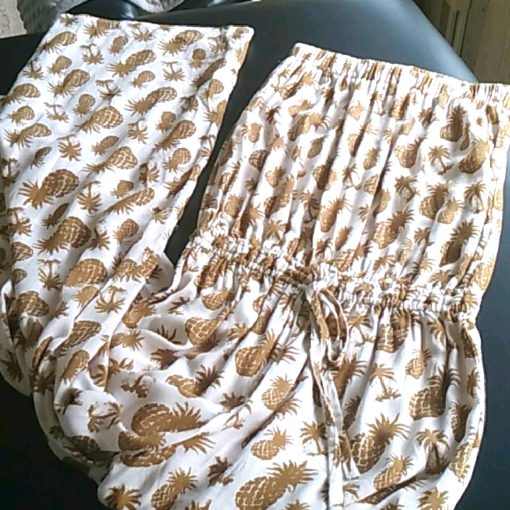 One-piece jumpsuit, small/medium